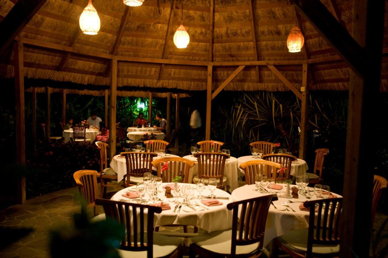 Young Island Resort Calliaqua Exterior foto